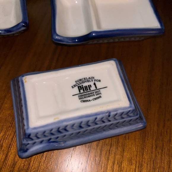 Soy/dipping sauce Ramekins (7 total) - Picture 2 of 4